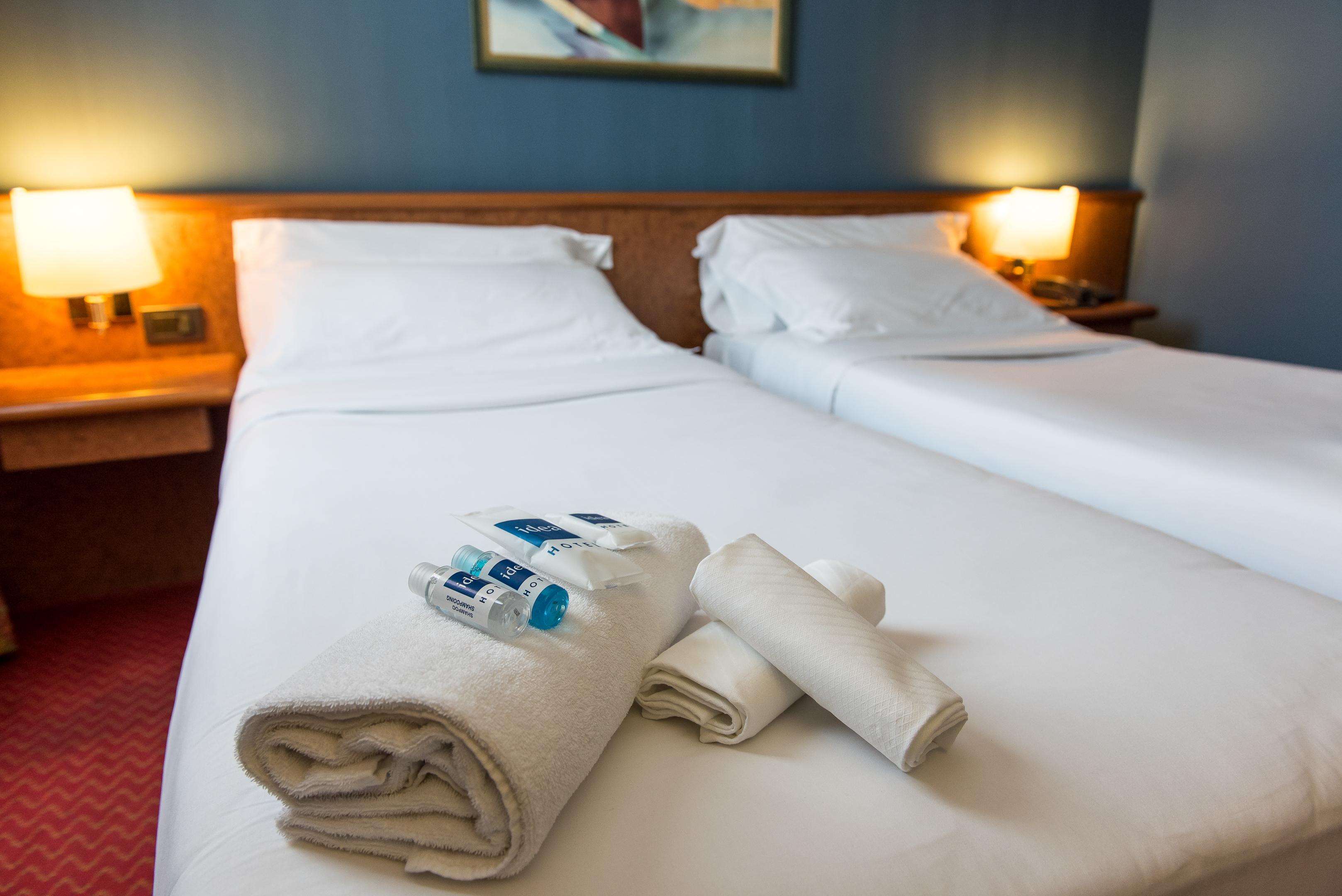 Idea Hotel Piacenza Zewnętrze zdjęcie