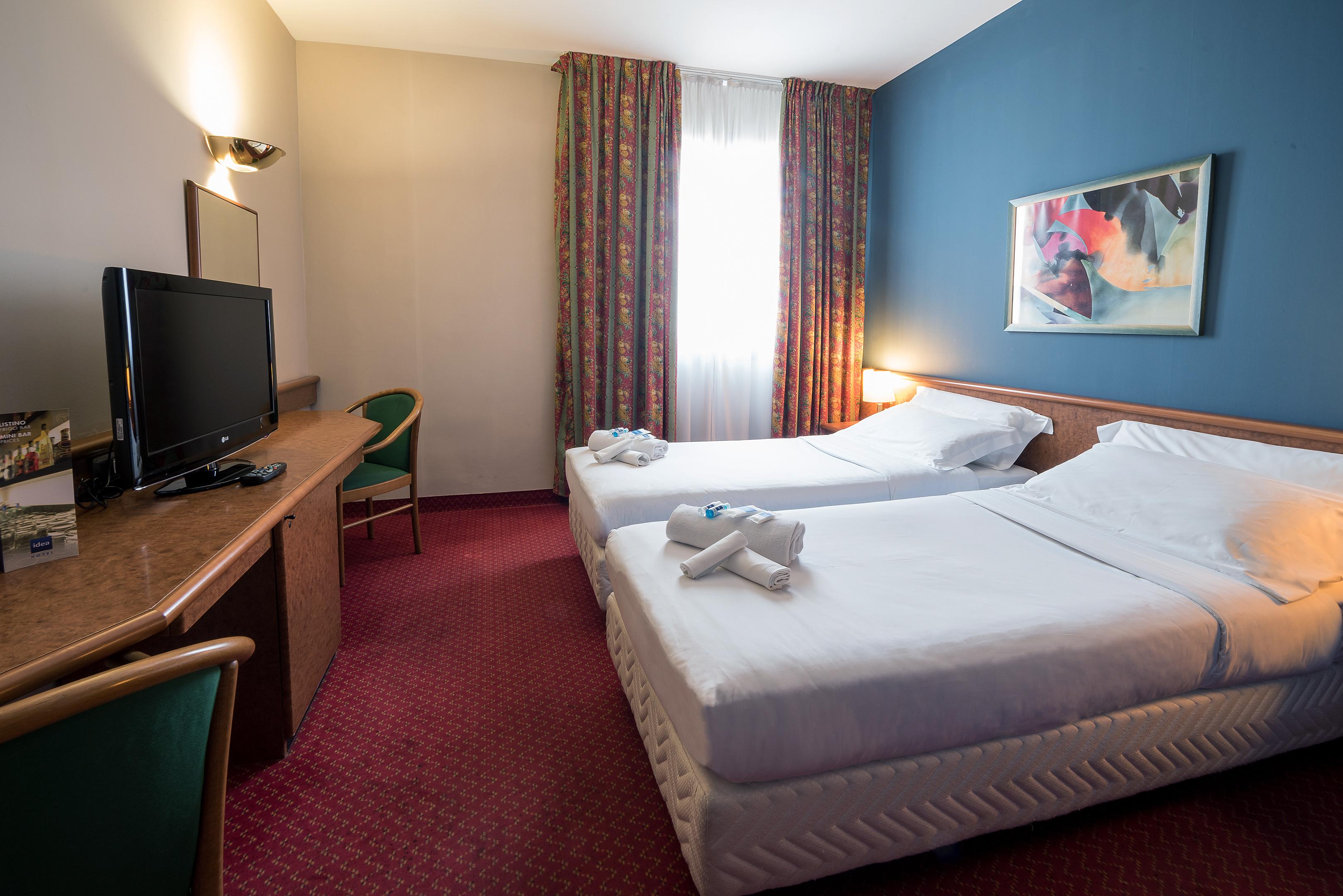 Idea Hotel Piacenza Zewnętrze zdjęcie