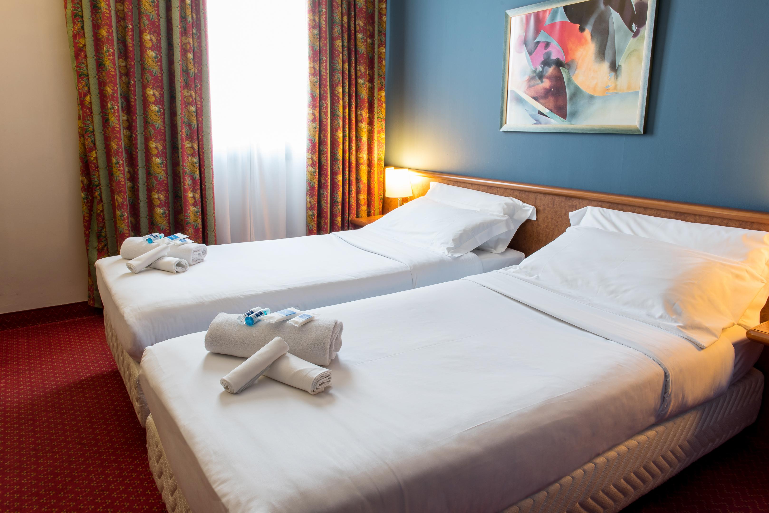 Idea Hotel Piacenza Zewnętrze zdjęcie