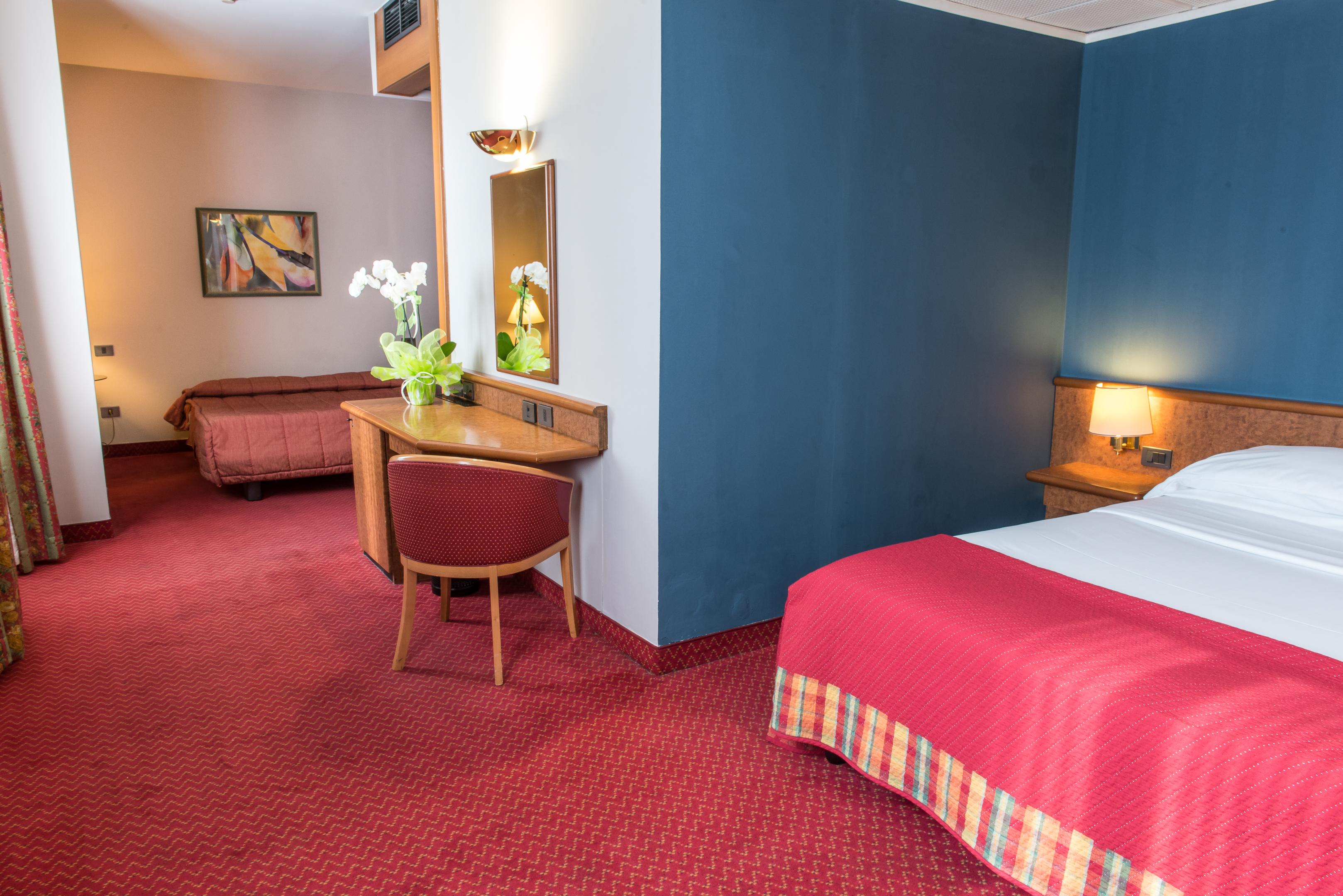 Idea Hotel Piacenza Zewnętrze zdjęcie
