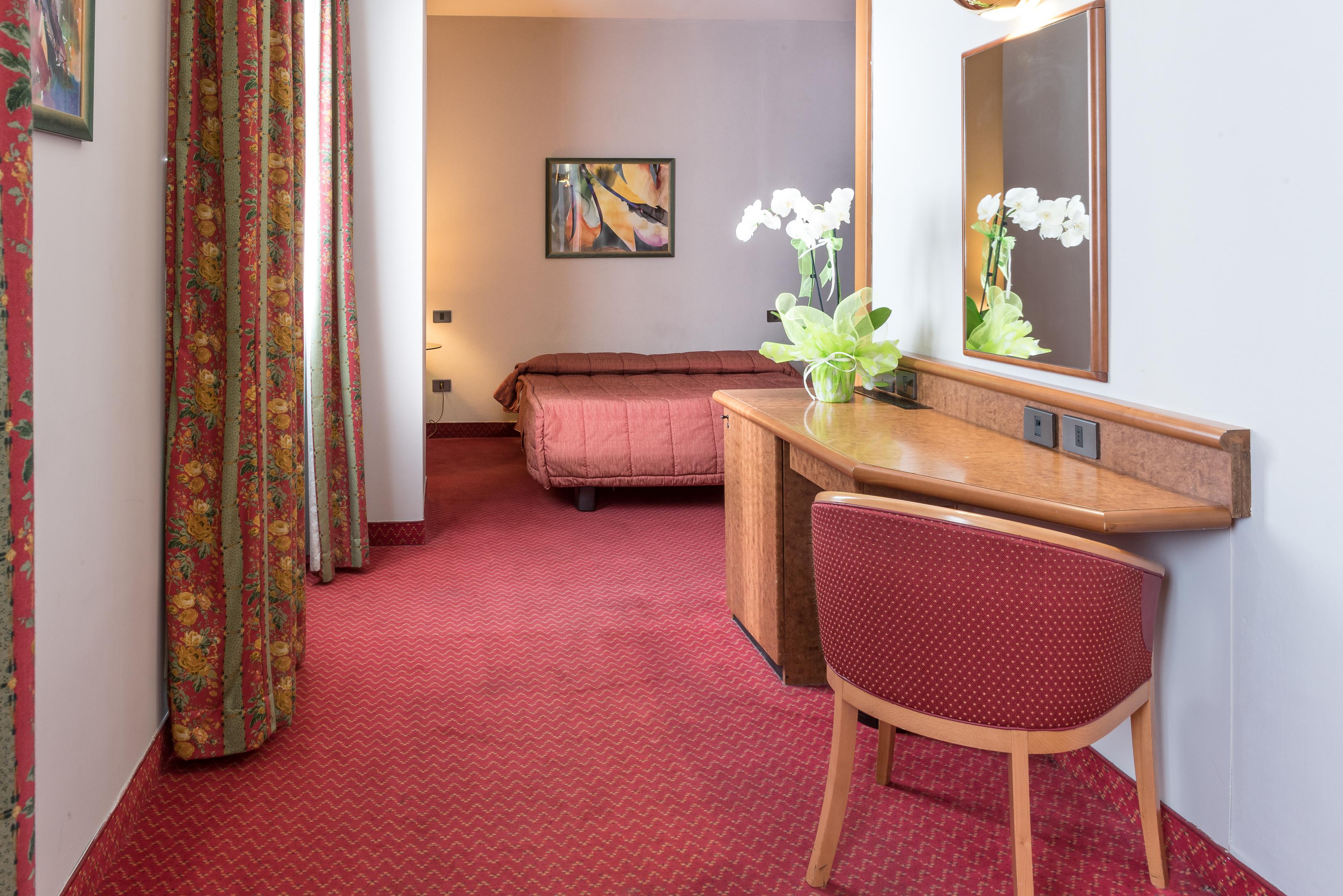 Idea Hotel Piacenza Zewnętrze zdjęcie