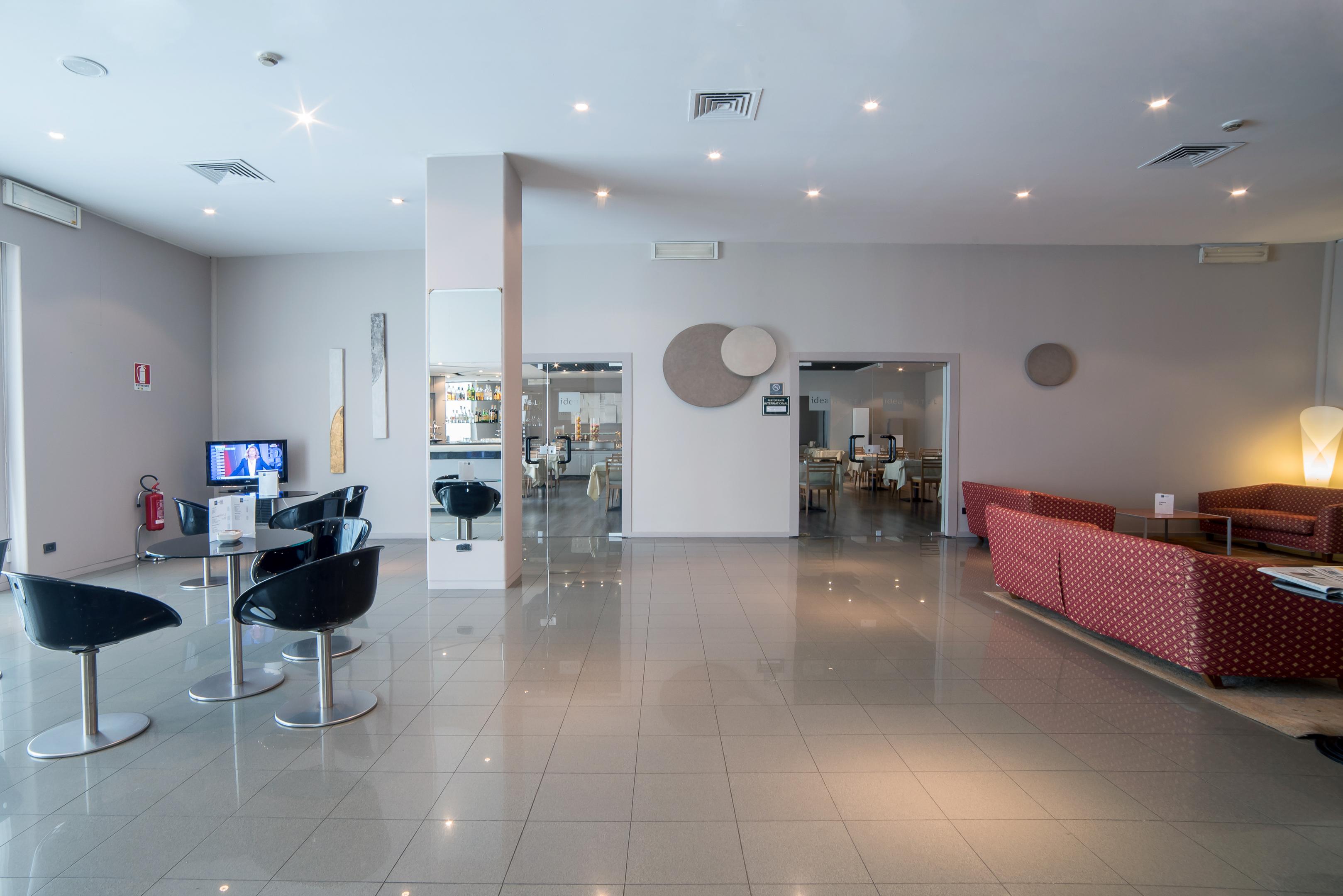 Idea Hotel Piacenza Zewnętrze zdjęcie
