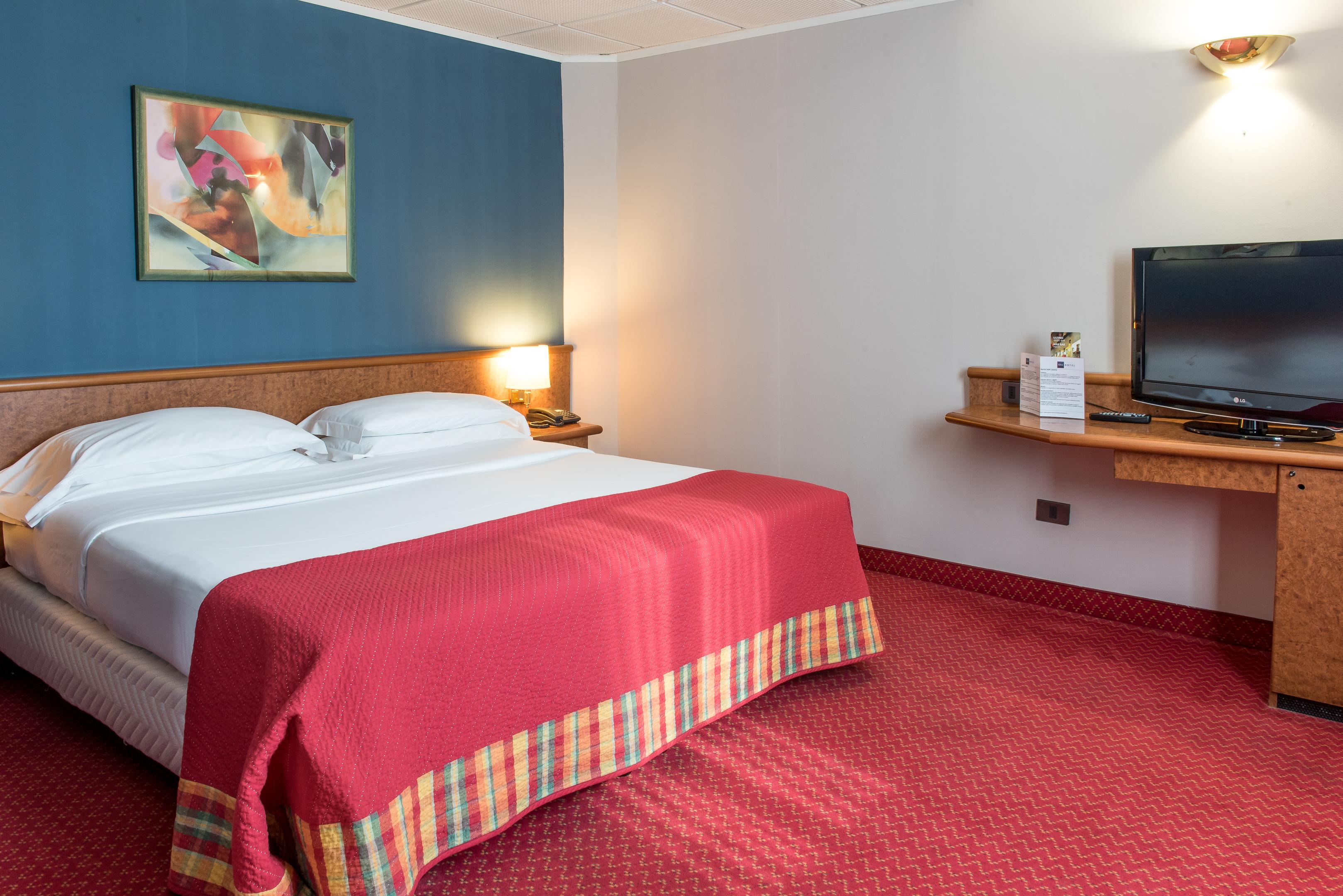 Idea Hotel Piacenza Zewnętrze zdjęcie