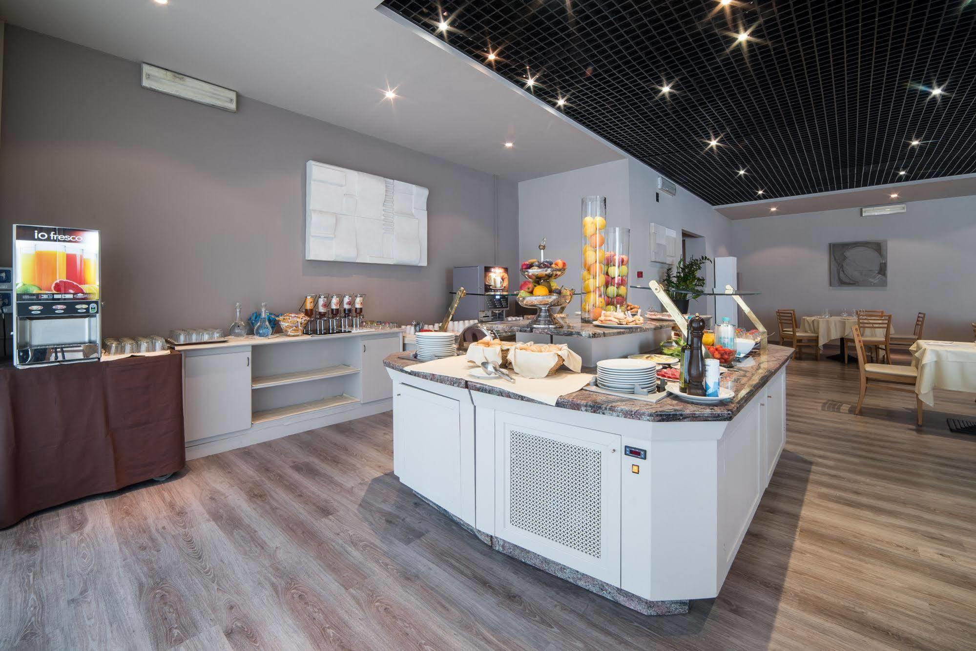 Idea Hotel Piacenza Zewnętrze zdjęcie