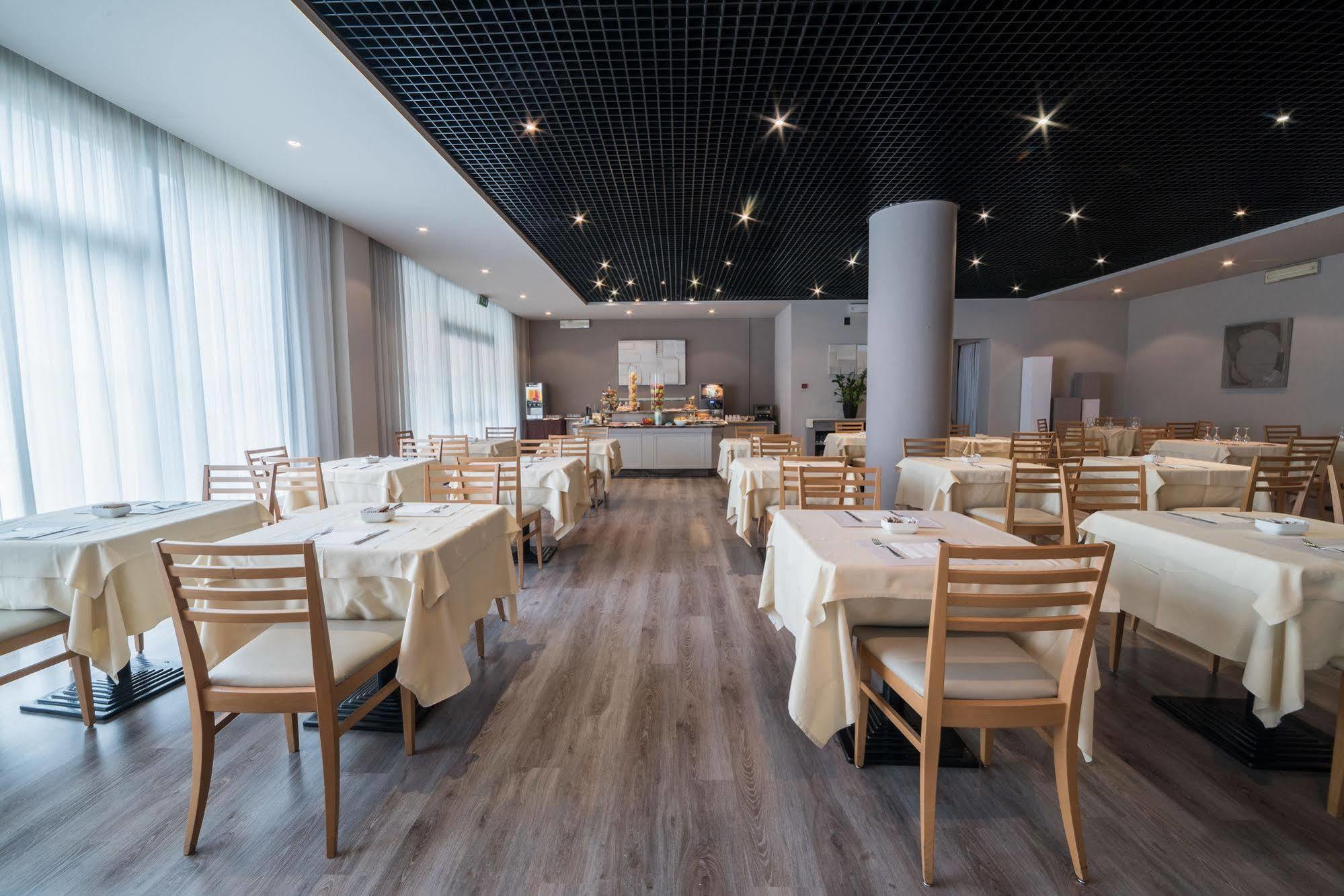 Idea Hotel Piacenza Zewnętrze zdjęcie